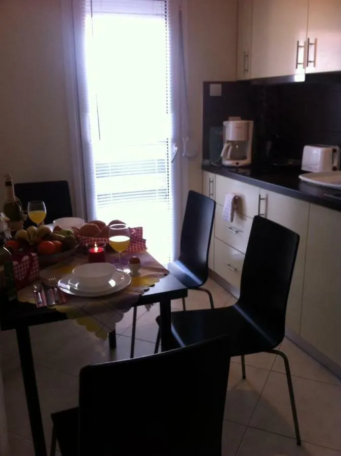 Apartment By The Beach Neo Epivates Greece